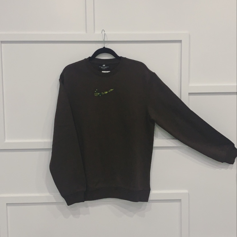 Embroidered Crewneck - Picture 2 of 3
